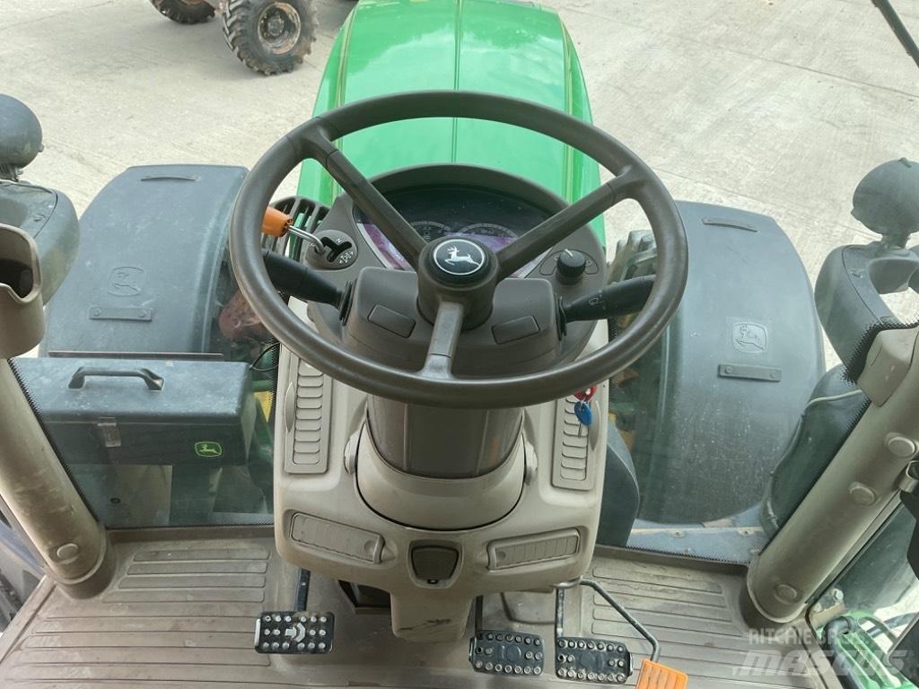 John Deere 6145 R Traktory