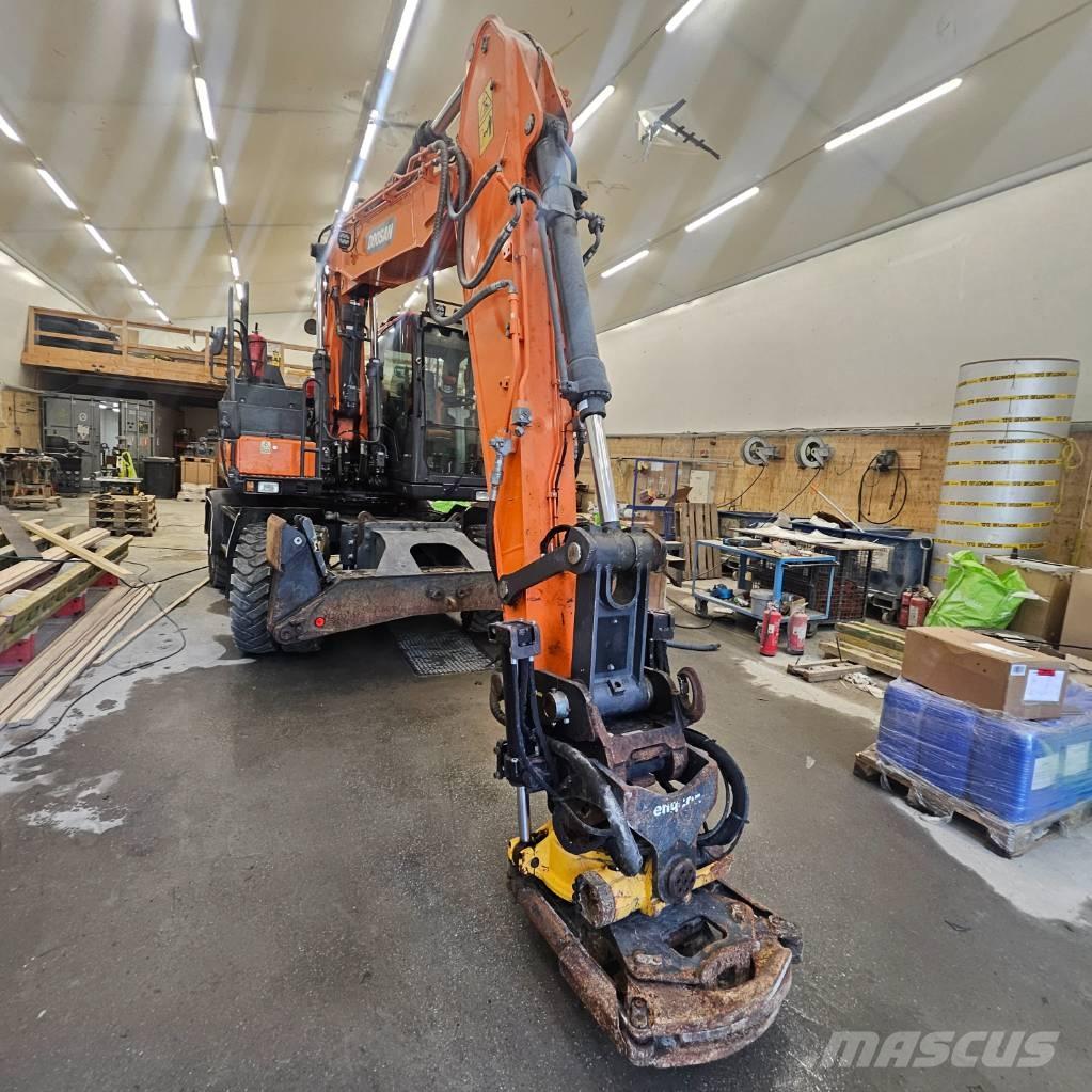 Doosan DX 170 W Kolesové rýpadlá