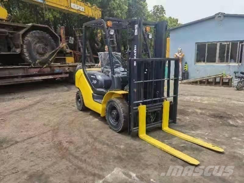 Komatsu 3Ton Dieselové vozíky