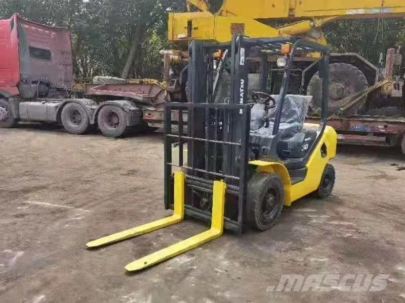 Komatsu 3Ton Dieselové vozíky