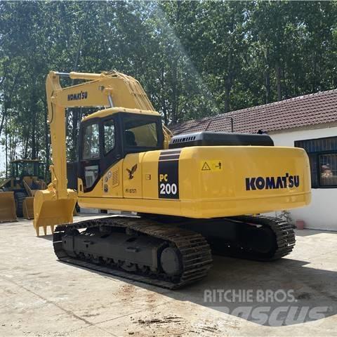 Komatsu pc200-7 Pásové rýpadlá