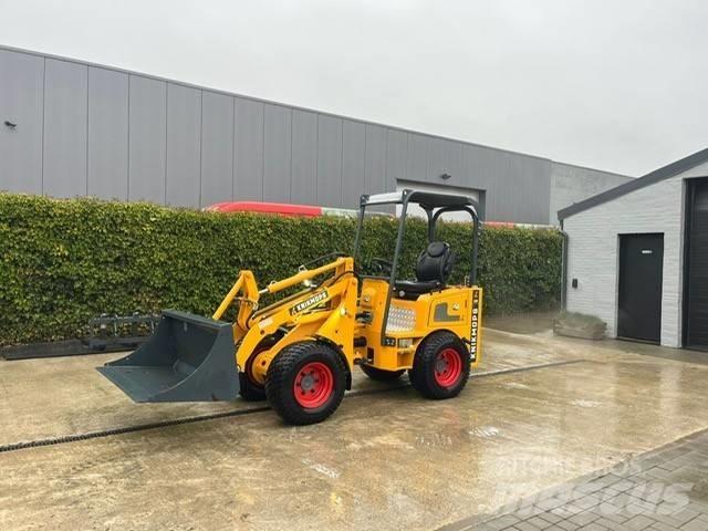 Kubota R 090 Kolesové nakladače