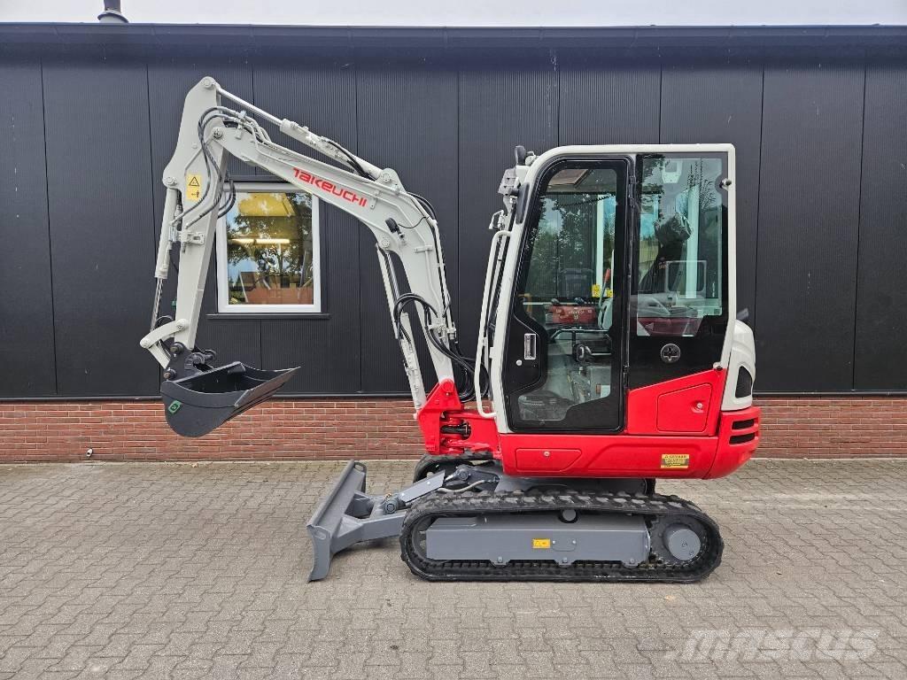 Takeuchi TB 230 Mini rýpadlá < 7t