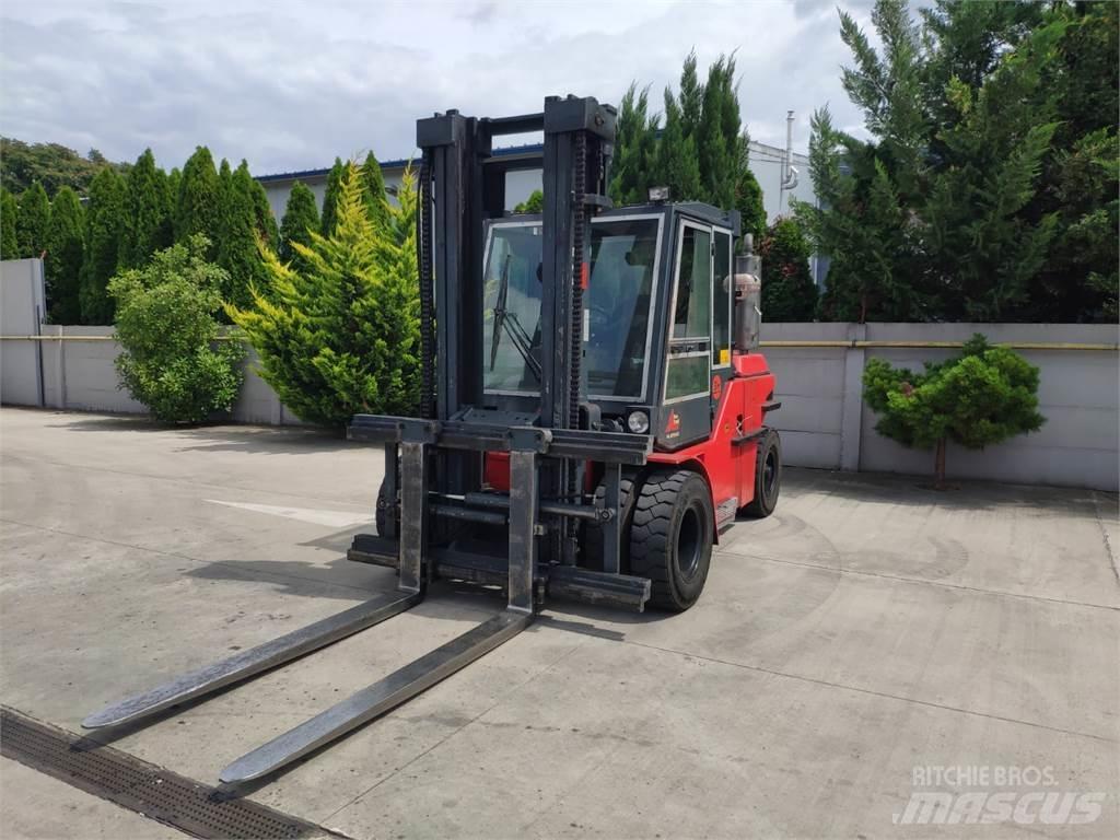 Dantruck 9680 DD Dieselové vozíky