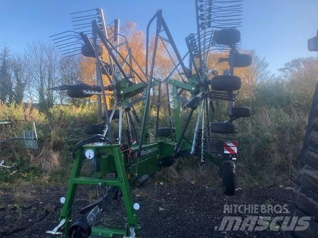 Fendt Former 671 Obracače a zhrabovače sena