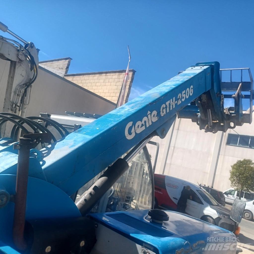 Genie GTH 2506 Teleskopické manipulátory