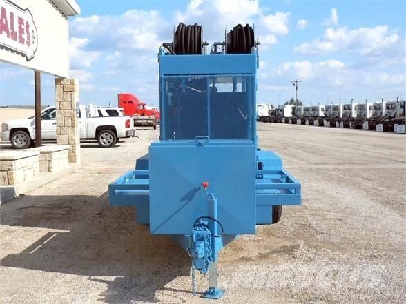  CUSTOM BUILT Ďalšie prívesy