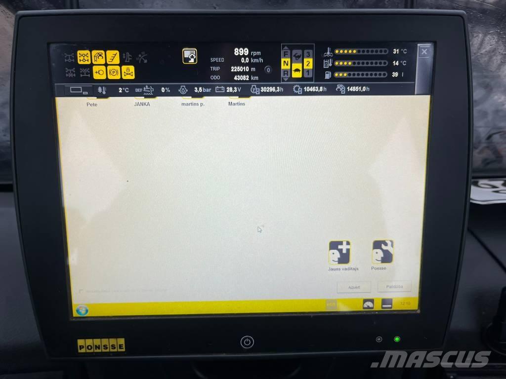 Ponsse Buffalo 8W Lesné traktory