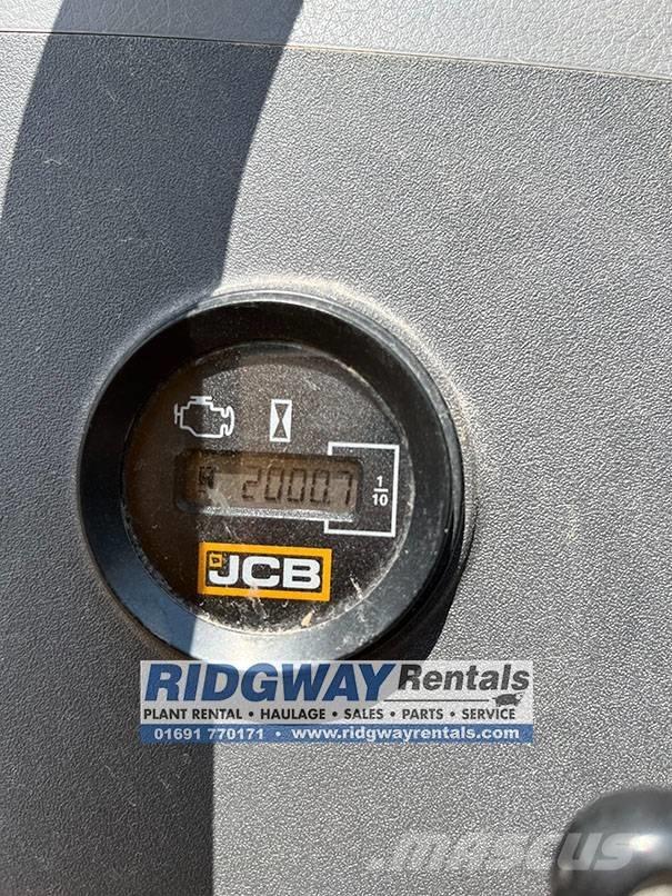JCB 131 XLC Pásové rýpadlá