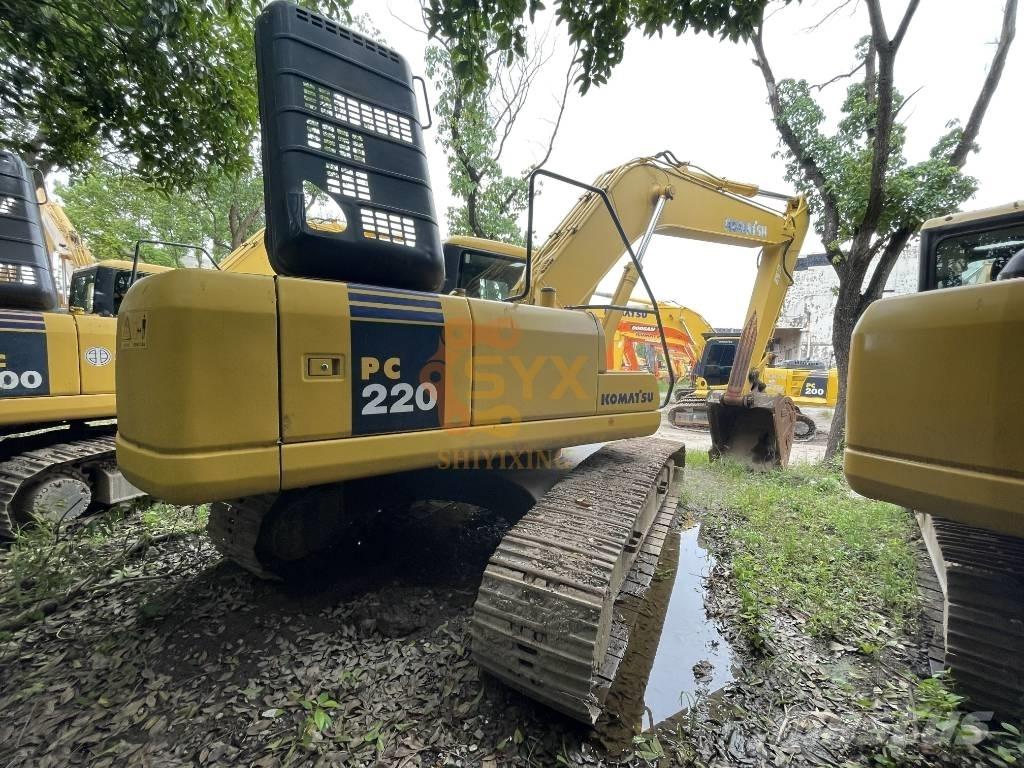 Komatsu PC 220-7 Pásové rýpadlá