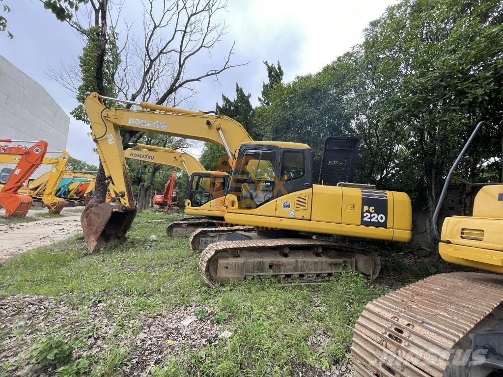Komatsu PC 220-7 Pásové rýpadlá