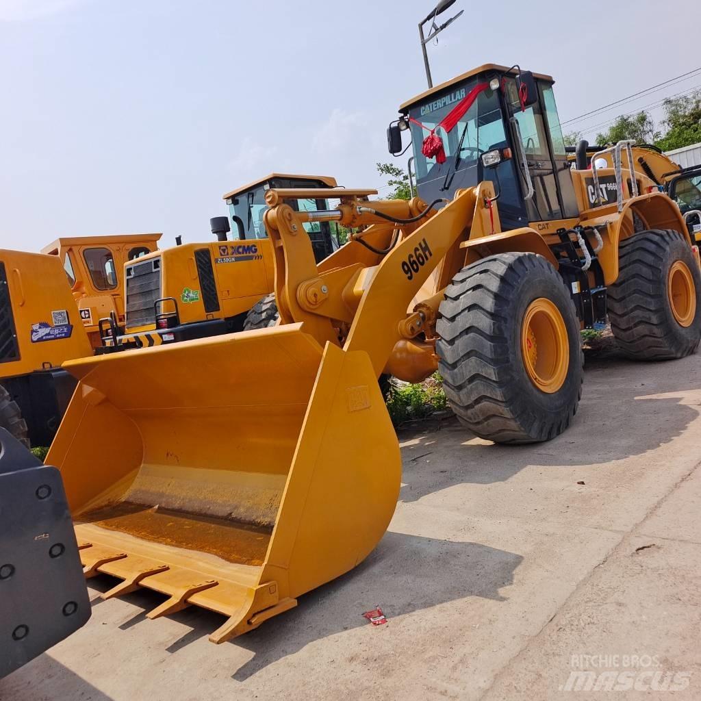 CAT 966H Kolesové nakladače