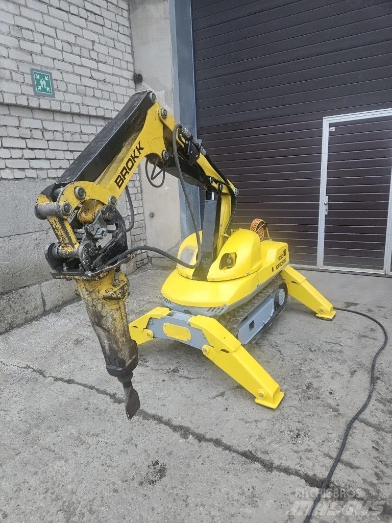 Brokk 100 Demolačné rýpadlá