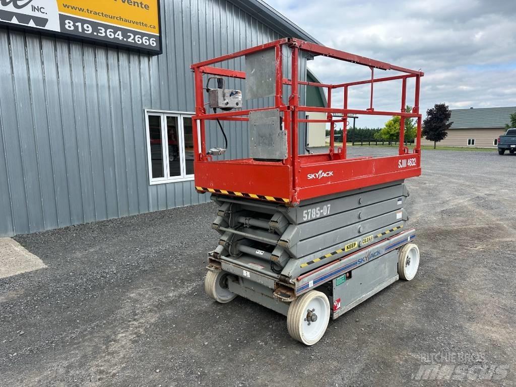 SkyJack SJ 4632 Nožnicové zdvíhacie plošiny