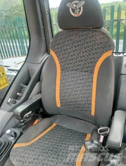 CASE CX 85 D Midi rýpadlá 7 t - 12 t