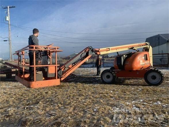 JLG 600AJ Kĺbové plošiny