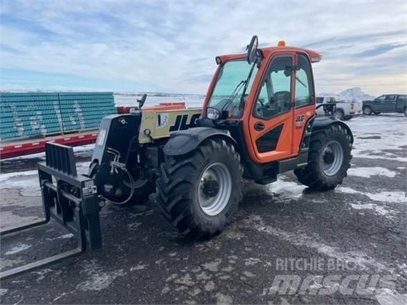 JLG 925 Teleskopické manipulátory