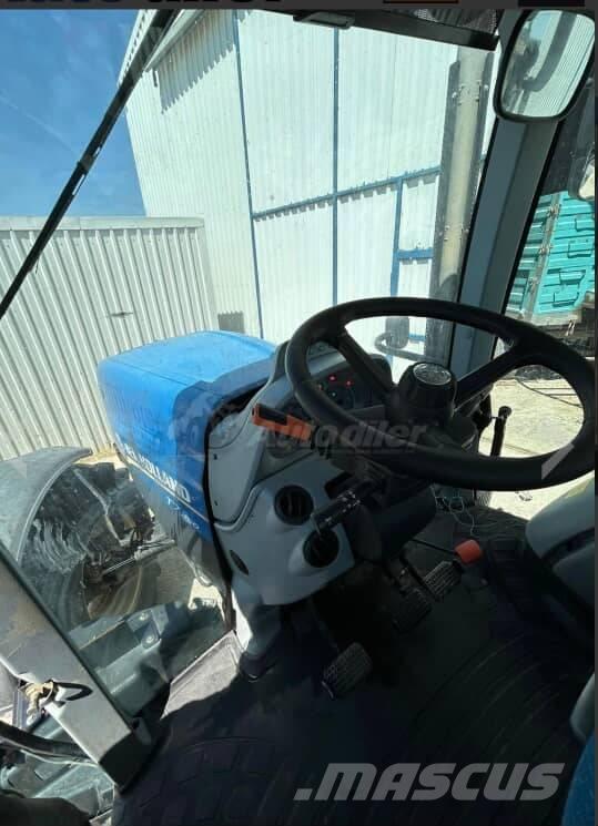 New Holland T7250 Traktory
