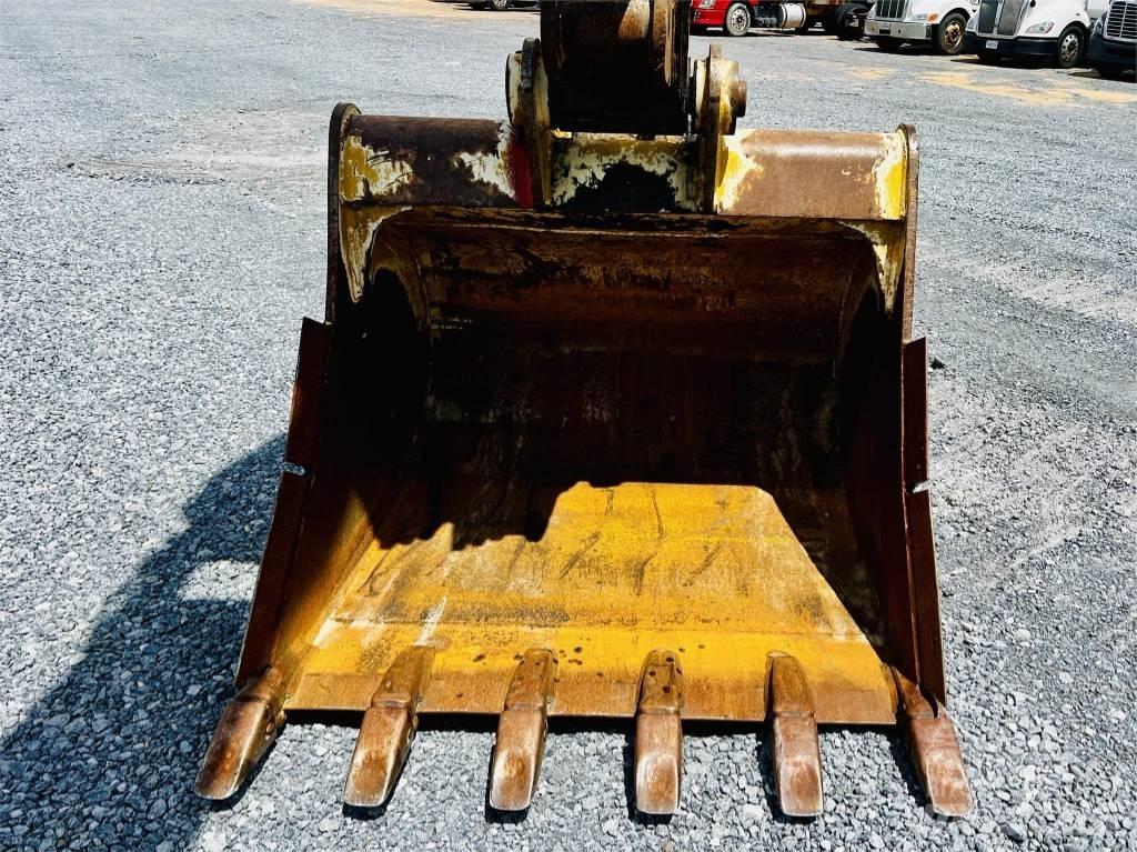 CAT 320 EL Pásové rýpadlá