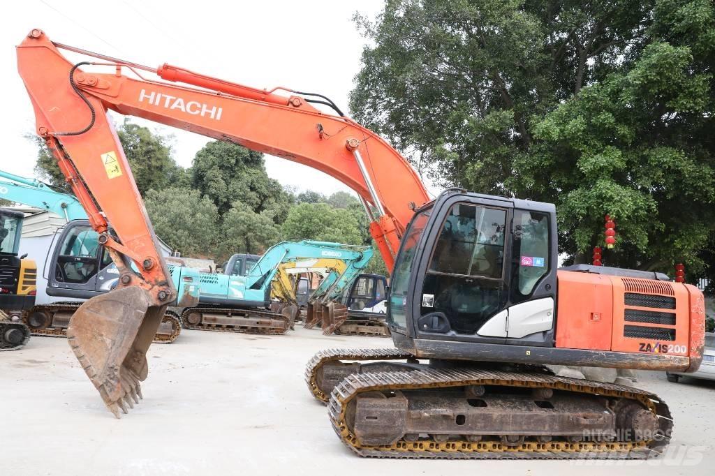 Hitachi ZX 200-5 G Pásové rýpadlá