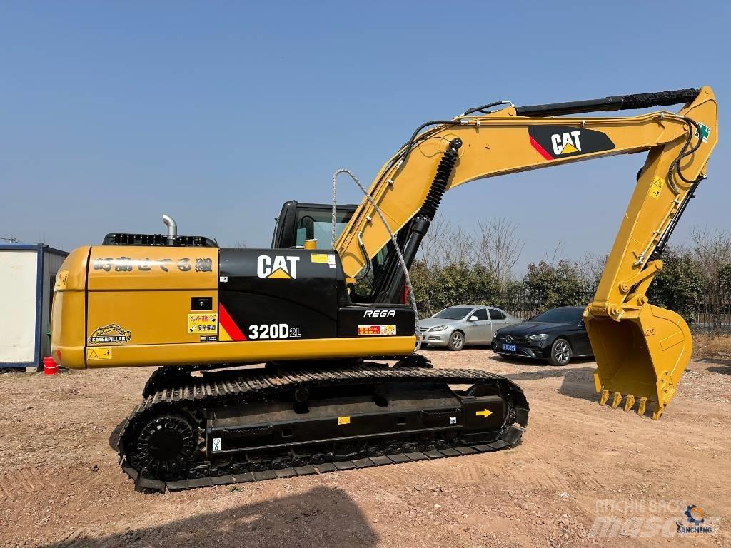 CAT 320D2L Pásové rýpadlá