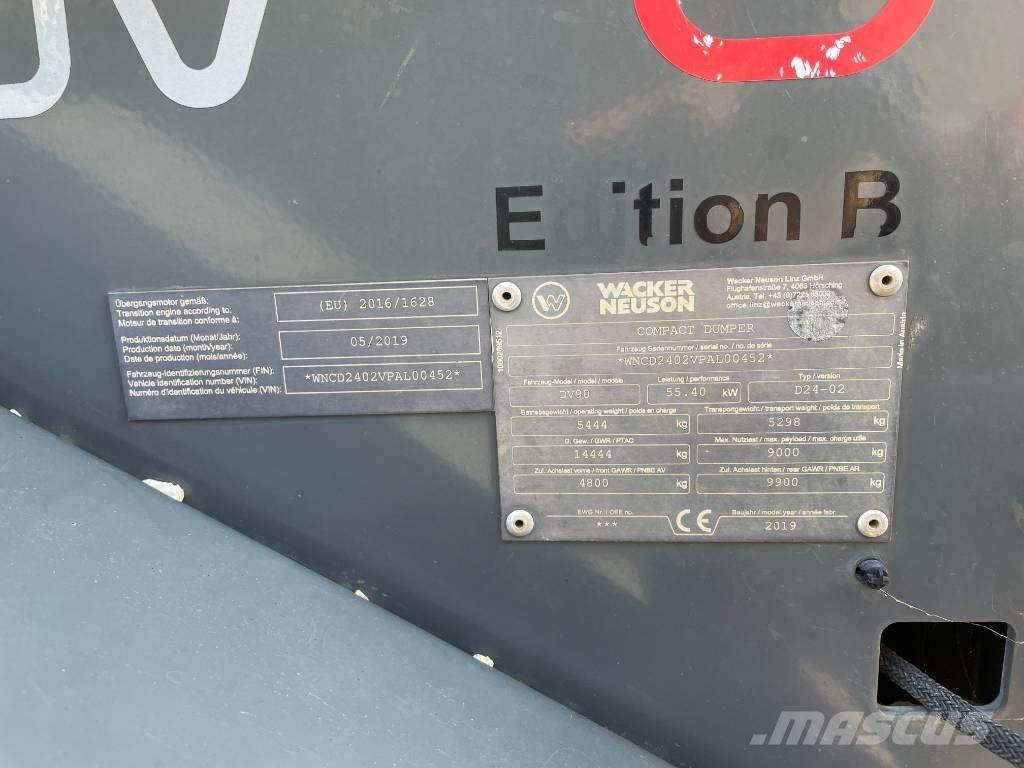 Wacker Neuson DV 90 Stavebné sklápače