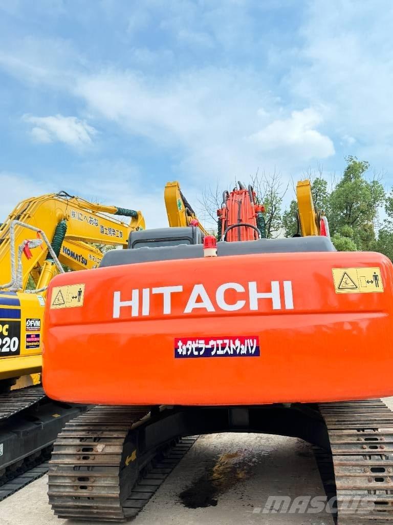 Hitachi ZX 200 Pásové rýpadlá