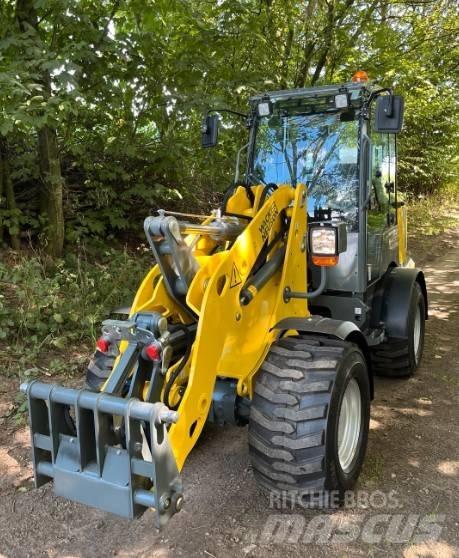 Wacker Neuson WL32 Kolesové nakladače