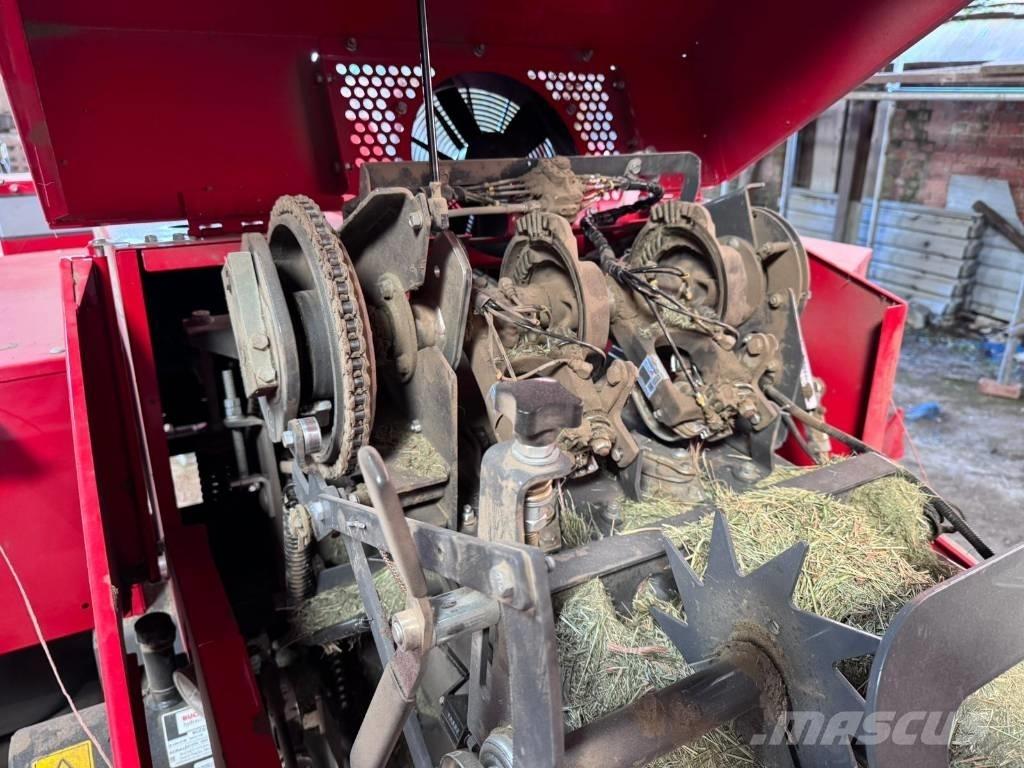 Massey Ferguson 1842 Lisy na hranaté balíky