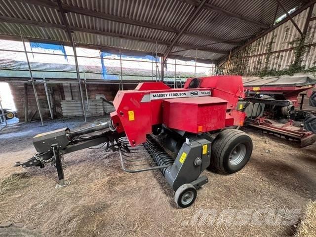 Massey Ferguson 1842 Lisy na hranaté balíky