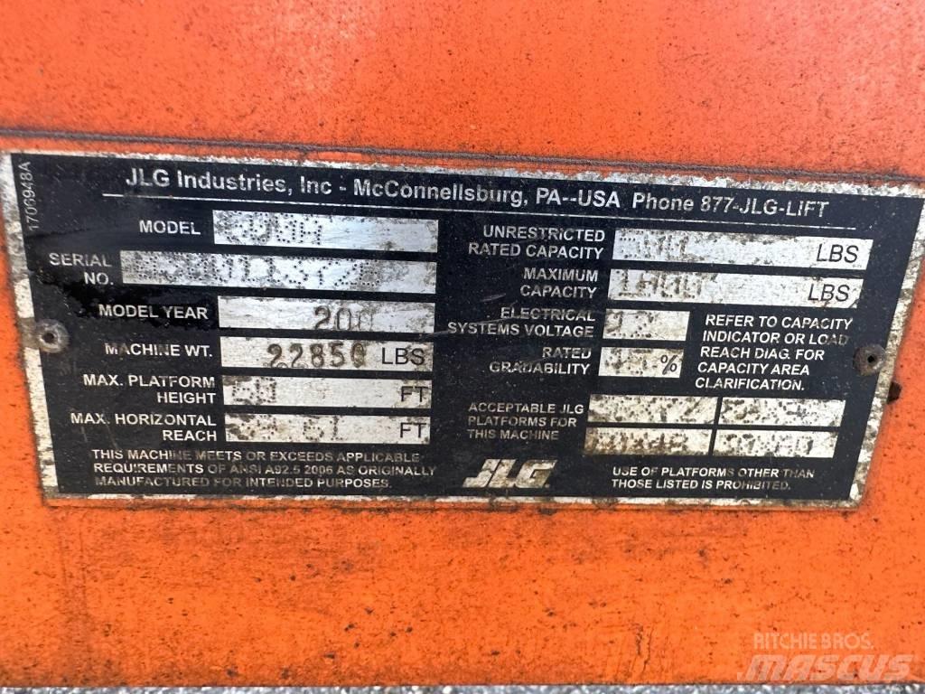 JLG 600A Kĺbové plošiny