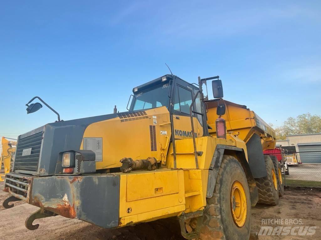 Komatsu HM 400-2 Kĺbové nákladné autá