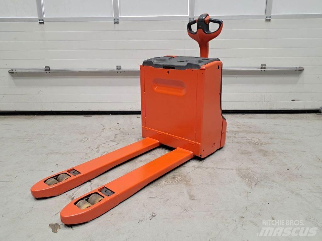 Linde T16 Nízkozdvižný vozík