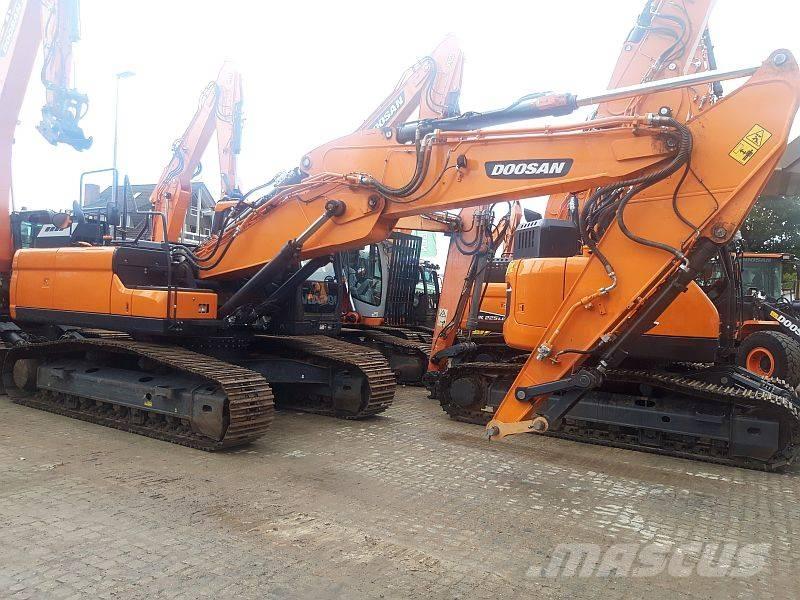 Doosan DX 255 LC-5 Pásové rýpadlá