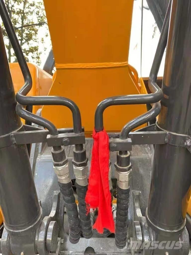 Sany SY 135 C Pásové rýpadlá