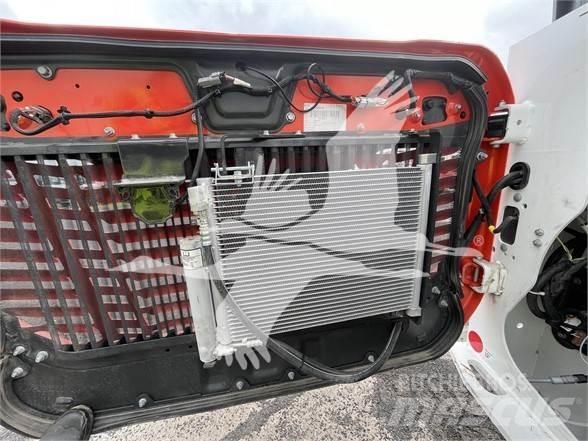 Bobcat T76 Šmykom riadené nakladače