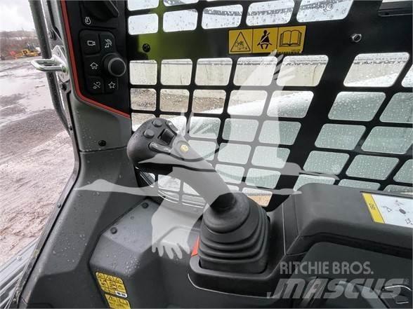 Bobcat T76 Šmykom riadené nakladače