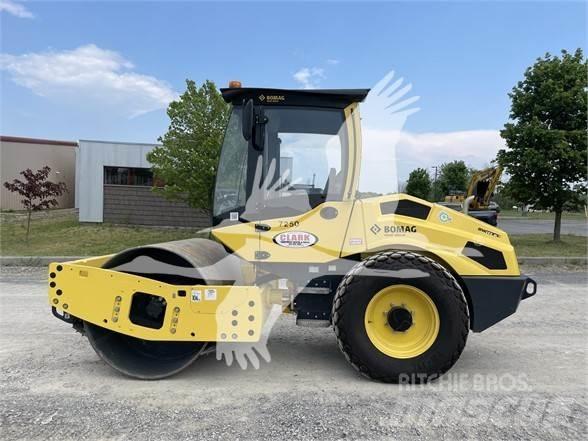 Bomag BW177D-5 Ťahačové valce