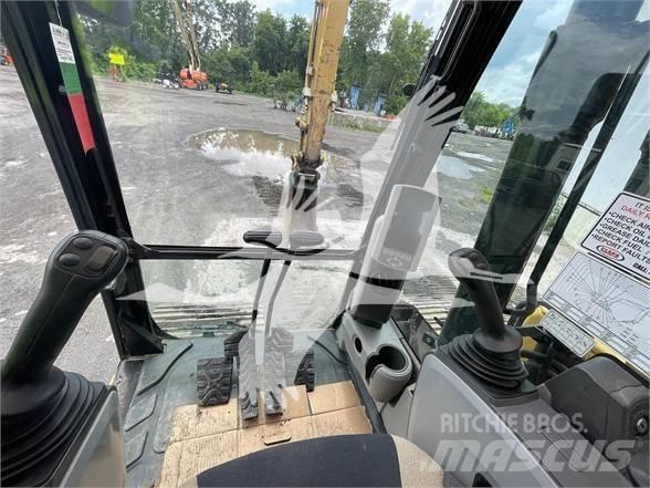 CAT 313FL Pásové rýpadlá