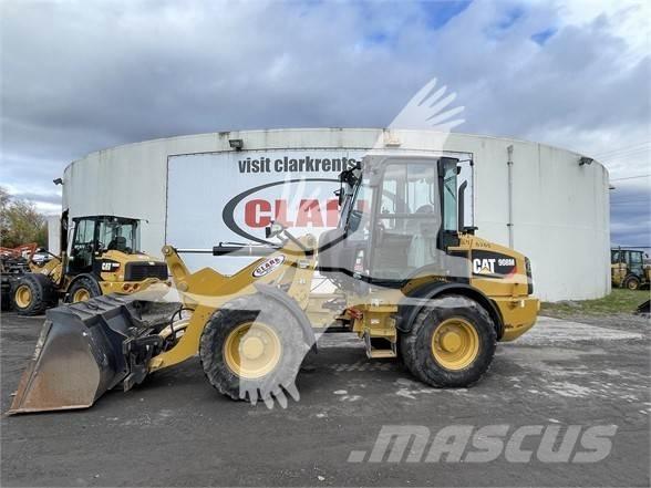 CAT 908M Kolesové nakladače