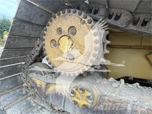 CAT D6T LGP Pásové dozéry