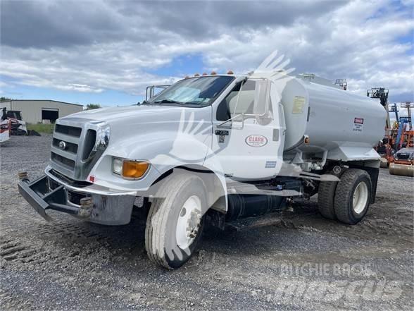 Ford F750 XL Cisterny na vodu
