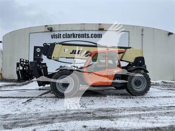 JLG 1255 Teleskopické manipulátory