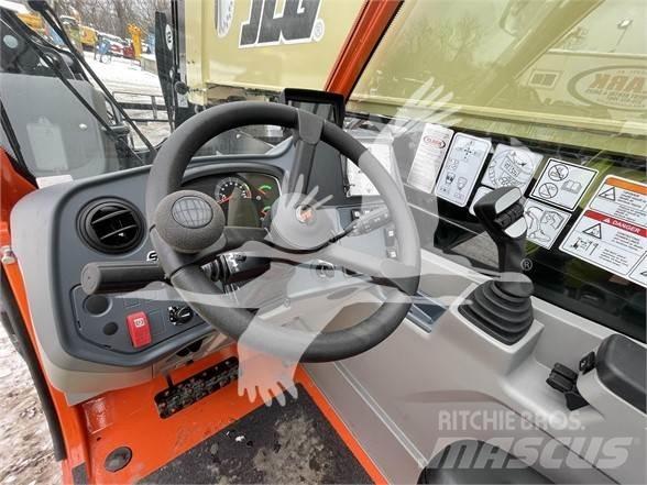 JLG 1255 Teleskopické manipulátory
