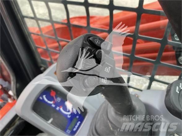 Kubota SVL75 Šmykom riadené nakladače