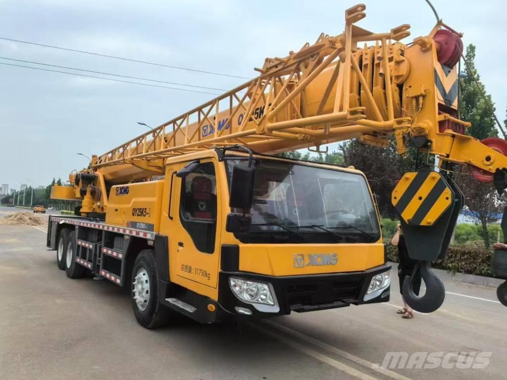 XCMG QY25K5-I Univerzálne terénne žeriavy
