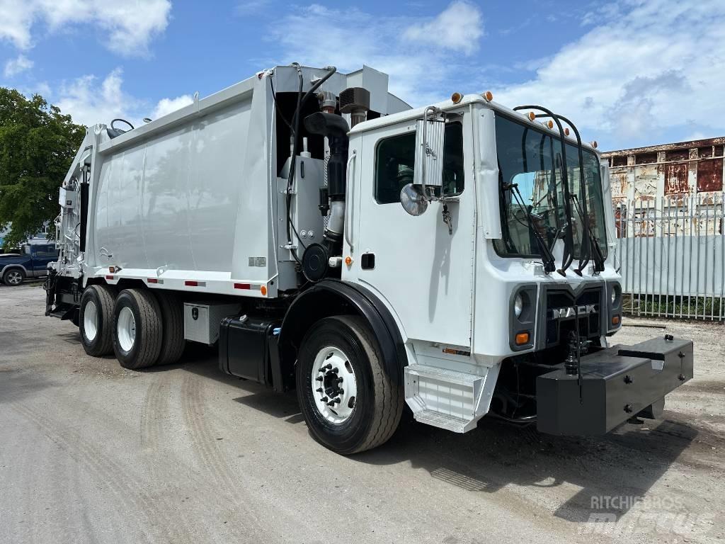 Mack MRU 613 Smetiarske vozidlá