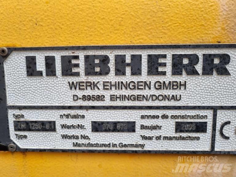Liebherr LTM 1225 Univerzálne terénne žeriavy