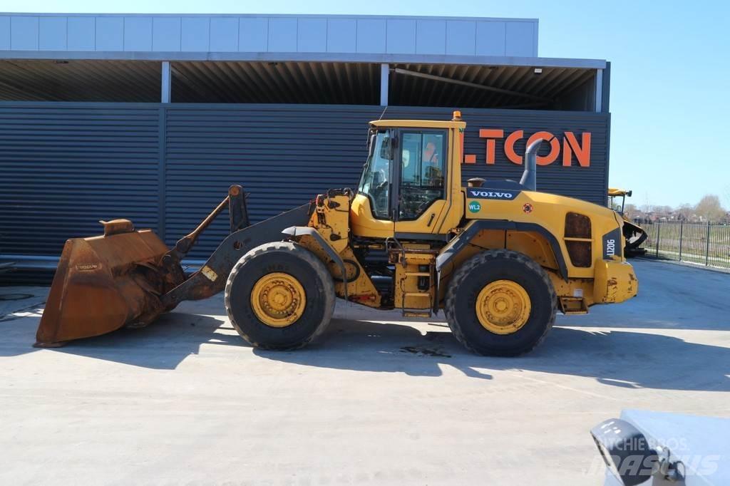 Volvo L120G Kolesové nakladače