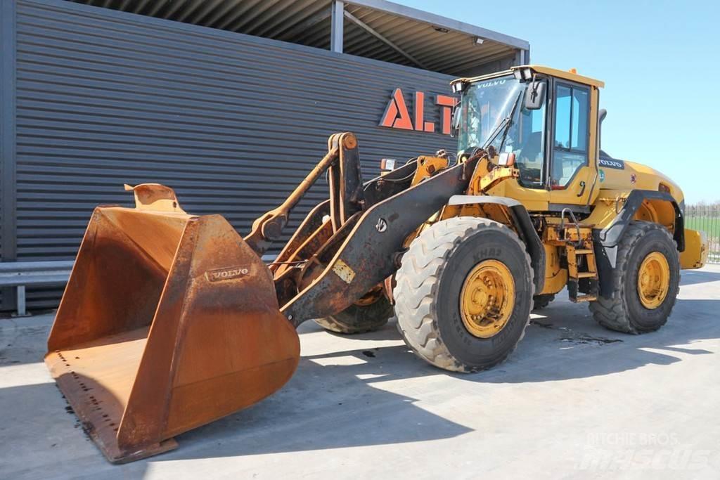Volvo L120G Kolesové nakladače